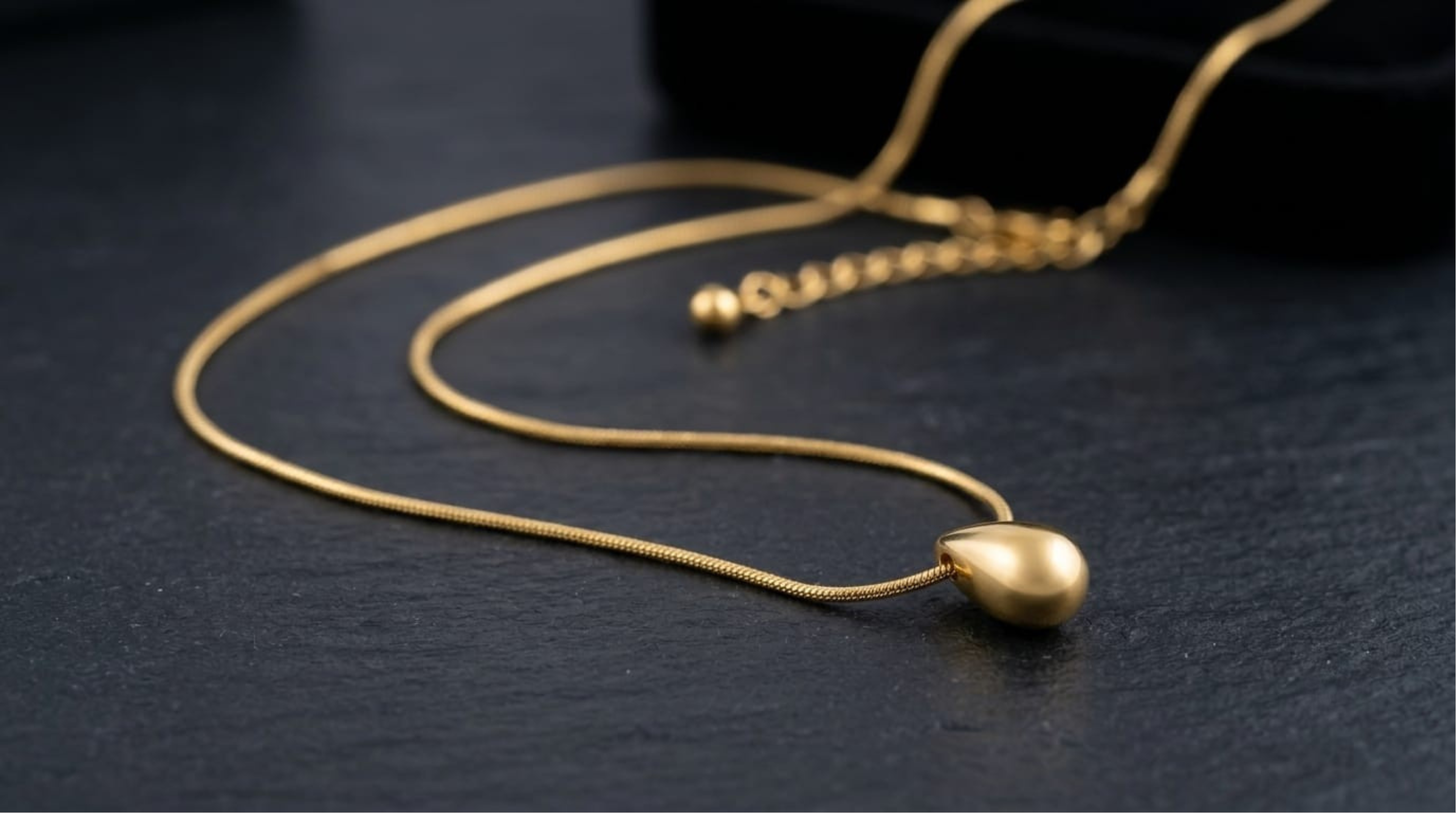 Golden Teardrop Pendant Necklace